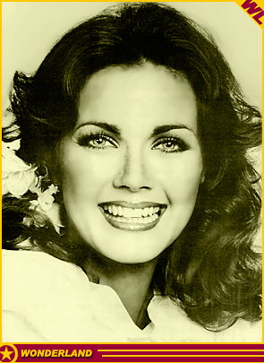 LYNDA CARTER -  1978 by Tony Esparza.