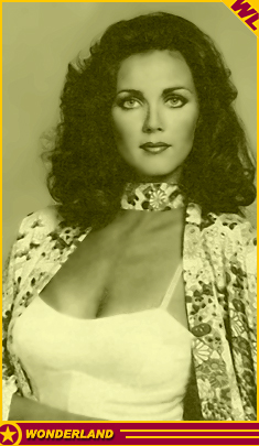 LYNDA CARTER -  1978 by Tony Esparza.