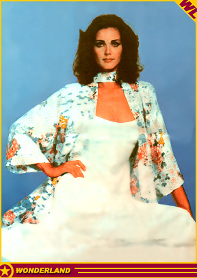 LYNDA CARTER -  1978 by Tony Esparza.