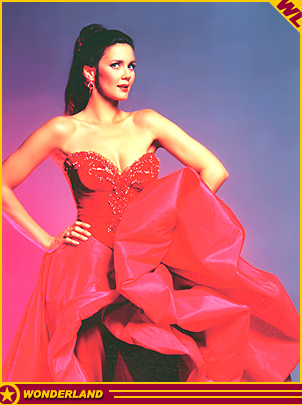 LYNDA CARTER -  1980 by Tony Esparza.