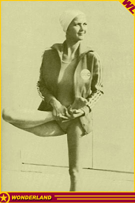 LYNDA CARTER - © 1976 by Sygma Press.