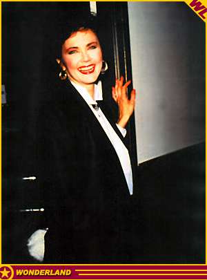 LYNDA CARTER -  1987 by NBC-TV.