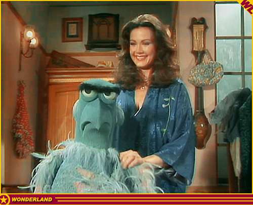 LYNDA CARTER -  1980 by Jim Henson Productions, Inc. / ITV.