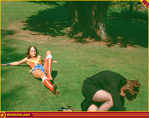 "Wonder Woman Meets Baroness Von Gunther" - © 1976 Warner Bros. Television / ABC-TV.